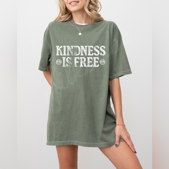 Comfort Colors Kindness Is Free Distressed Shirt - Picture 4 of 13